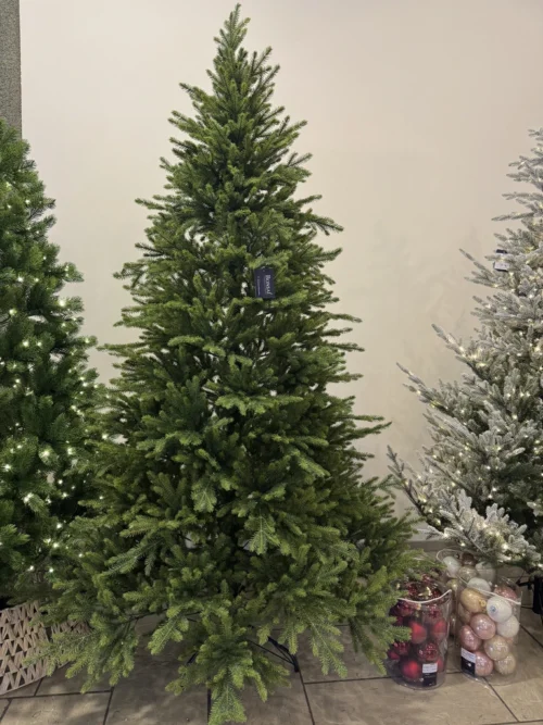 umetna novoletna jelka Ultima 210 PE