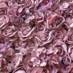 Cvetni panel Valentino light pink 50 x 50 cm s detaljem svijetlo ružičastog umjetnog cvijeća